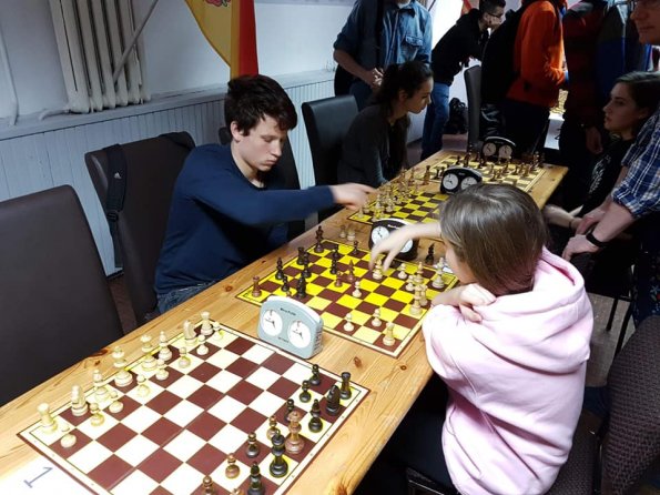 48363913_2111655412189313_4065514818604367872_n